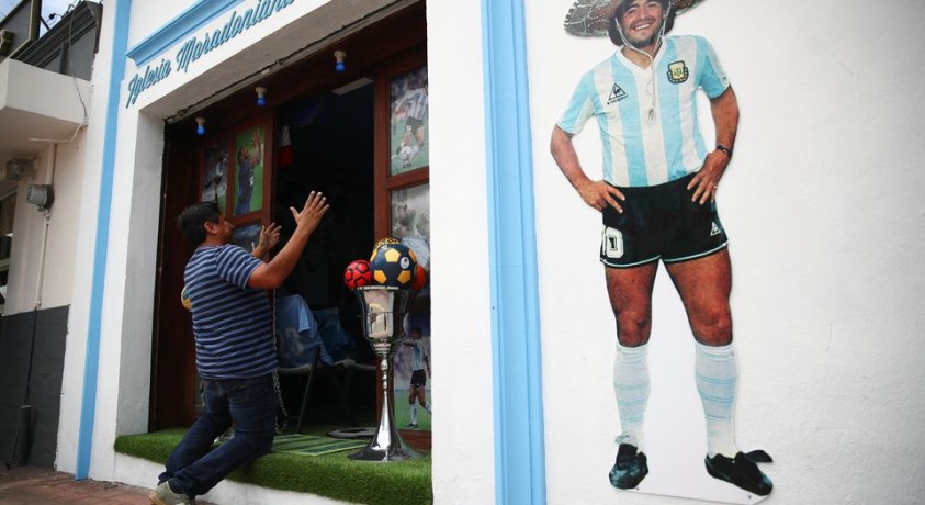 მექსიკაში მარადონას სახელობის ტაძარი გაიხსნა