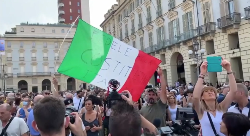 იტალიაში მწვანე სერტიფიკატების სისტემის შემოღებას აპროტესტებენ