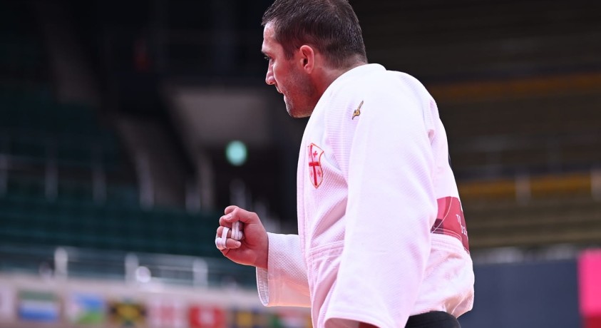 ვარლამ ლიპარტელიანი ბრინჯაოს მედლისთვის იბრძოლებს