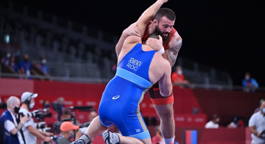 იაკობ ქაჯაიამ ოლიმპიადაზე ვერცხლის მედალი მოიპოვა