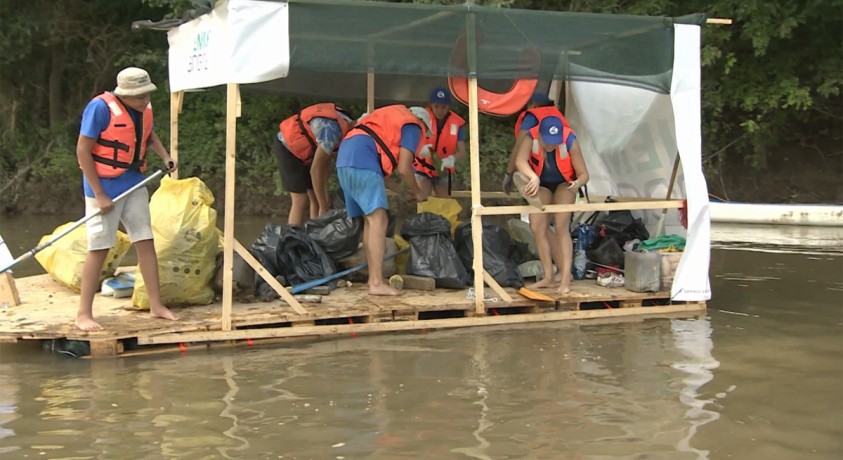 უნგრეთში მდინარე ტისაზე დასუფთავების აქცია გაიმართა