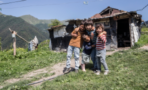 „სახლი რომ გვქონდეს…“