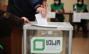 2 ოქტომბრის არჩევნებს ამერიკელი სენატორი ჯიმ რიში ეხმაურება