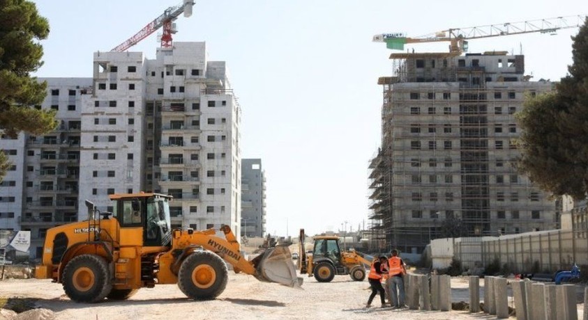 მდინარე იორდანეს სანაპიროზე საცხოვრებელი სახლები აშენდება