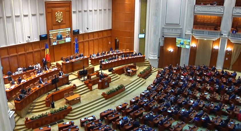 პოლიტიკური კრიზისი რუმინეთში გრძელდება