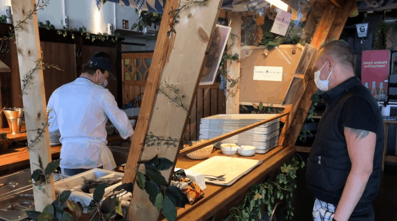 უსახლკაროების დახმარება გერმანიაში