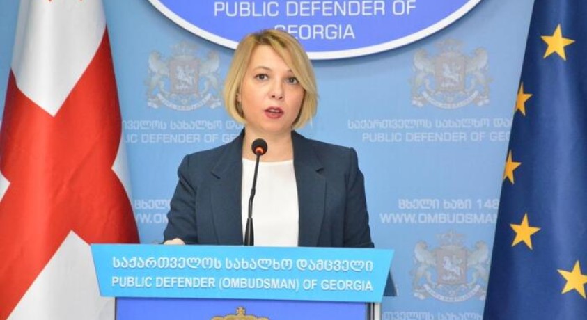 გლდანის ციხეში სახალხო დამცველი ნინო ლომჯარია შევიდა