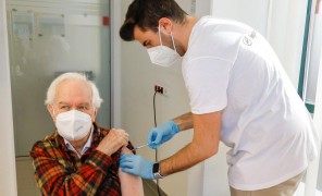 ავსტრია აუცრელებისთვის საყოველთაო კარანტინს აცხადებს