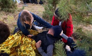 პოლონეთსა და ბელარუსს შორის მომწყვდეული მიგრანტები