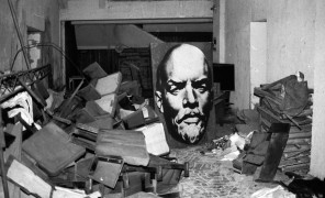 30 წლის წინ 15 სახელმწიფოს იძულებითი კავშირი გაწყდა – სსრკ დაიშალა