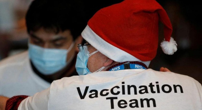 ომიკრონი და მსოფლიო: ემანუელ მაკრონი ამბობს, რომ მზადაა საფრანგეთის აუცრელ მოქალაქეებს აცრა აიძულოს