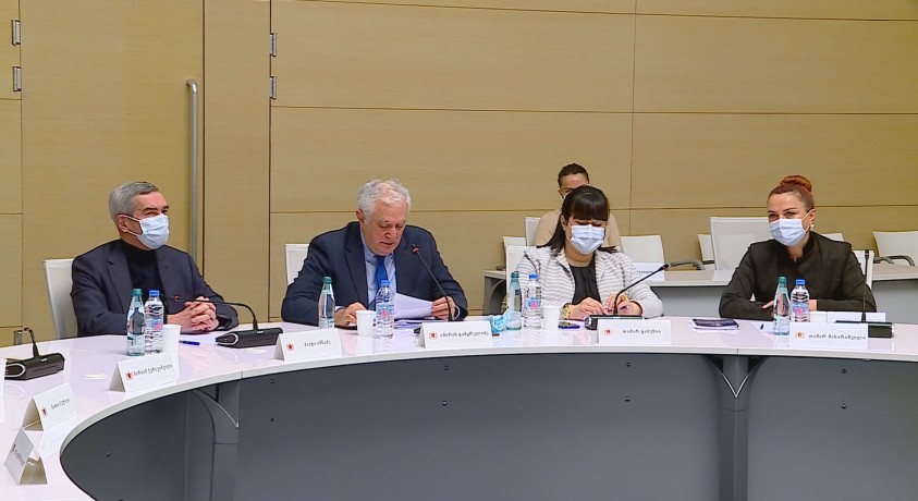 აცრის ფინანსური წახალისება ერთი თვით გახანგრძლივდა