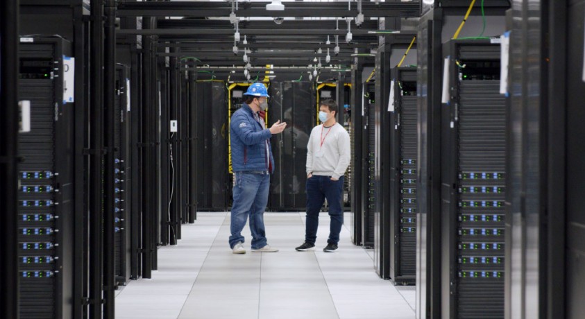 კომპანია „მეტა“ სუპერკომპიუტერის შექმნაზე მუშაობს
