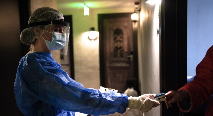 კოვიდსასტუმროებში 1 969 ინფიცირებული მკურნალობს