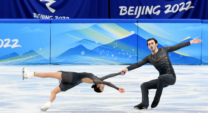 პეკინის ოლიმპიურ თამაშებზე საქართველოს ნაკრები ფიგურულ სრიალში ფინალს მიუახლოვდა
