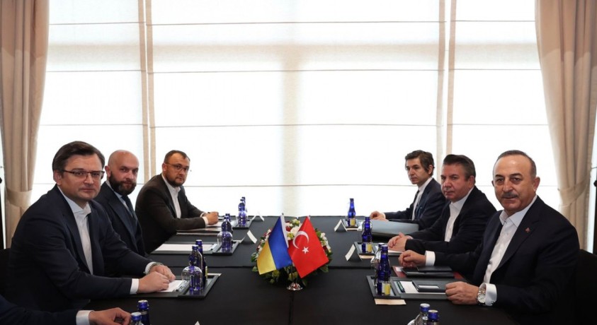 უკრაინისა და თურქეთის საგარეო საქმეთა მინისტრებმა ორმხრივი შეხვედრა გამართეს