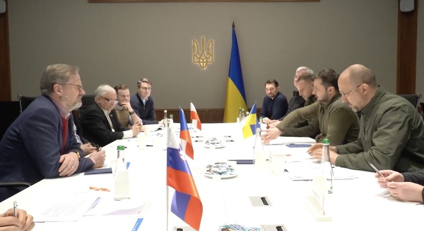 უკრაინის მხარდასაჭერად პოლონეთის, ჩეხეთისა და სლოვენიის პრემიერ-მინისტრები კიევში ჩავიდნენ