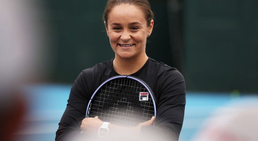 მსოფლიოს ნომერ პირველმა ქალმა ჩოგბურთელმა ეშლი ბარტიმ კარიერა 25 წლის ასაკში დაასრულა