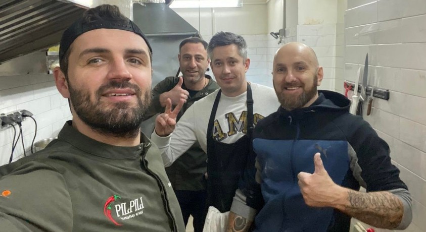 „ქართული კერძები უფასოდ“ – კიევში შეფ-მზარეული დიმა ბასილაია მოქალაქეებსა და მეომრებს მასპინძლობს