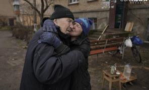 ბუჩაში ისევ ეძებენ ოჯახის წევრებისა და ახლობლების ცხედრებს