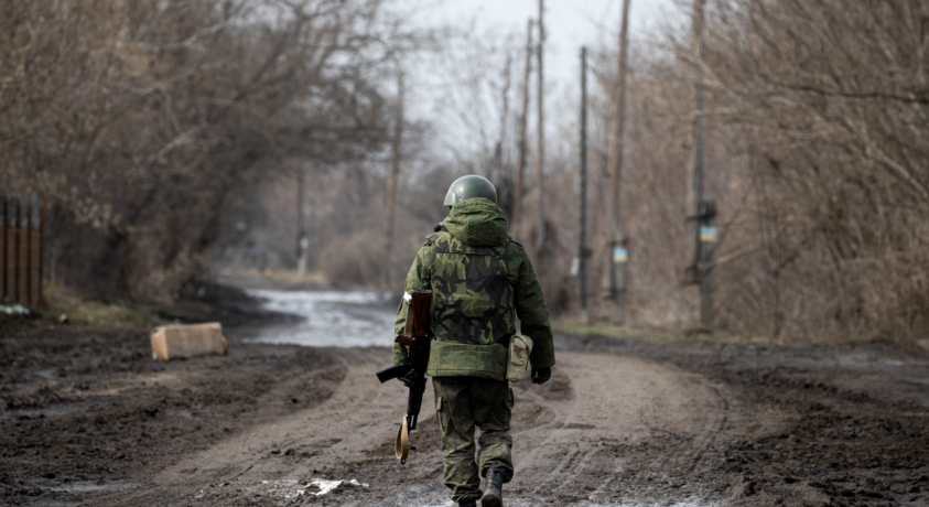 რუსეთი აგრძელებს უკრაინის აღმოსავლეთ ნაწილში დამატებითი შენაერთების მობილიზებას