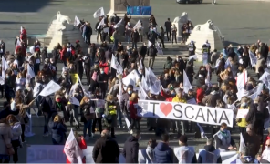 ევროპაში შეზღუდვების გამკაცრებას მცირე ბიზნესის წარმომადგენლები აპროტესტებენ