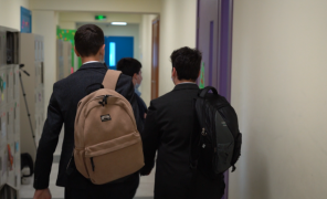 სკოლაში დაბრუნებული მოსწავლეების ქცევის ცვლილებებს ფსიქოლოგები აკვირდებიან