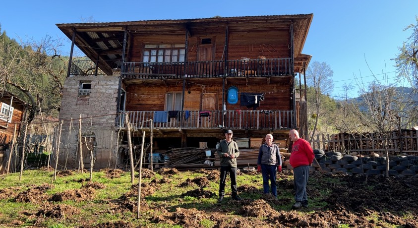 ერთი ოჯახი – ორი რელიგია