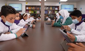 ციფრულ სკოლაში მომავალი ხუთი წლის განმავლობაში მილიონი ლტოლვილი მიიღებს განათლებას