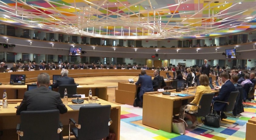 რუსულ ენერგორესურსებზე ემბარგოს დაწესებას კვლავ უნგრეთი ეწინააღმდეგება