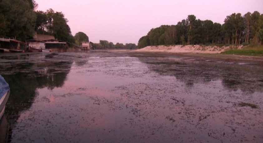 იტალიაში მდინარე პოს წყლის დონე საგანგაშოდ დაბალ ნიშნულზეა
