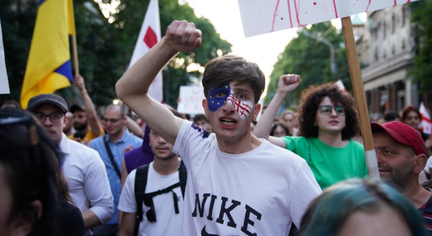 მოქალაქეები აქციაზე „შინ ევროპისკენ!”