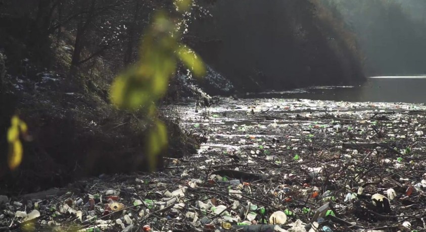 მოტივტივე “ნაგვის კუნძული”