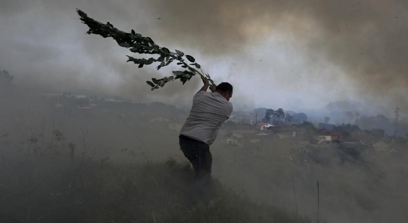 საფრანგეთში ხანძრის გამო ათასობით ადამიანს სახლის დატოვება მოუწია