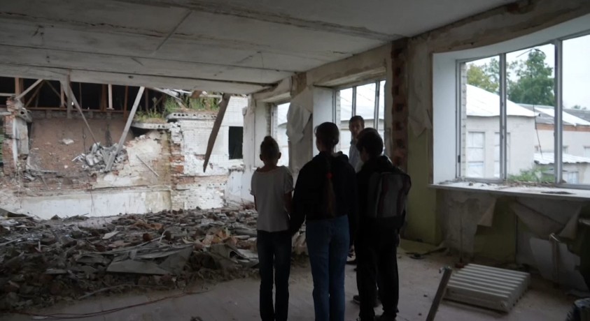 სკოლაში დაბრუნება – სწავლა დაბომბვის მოლოდინში