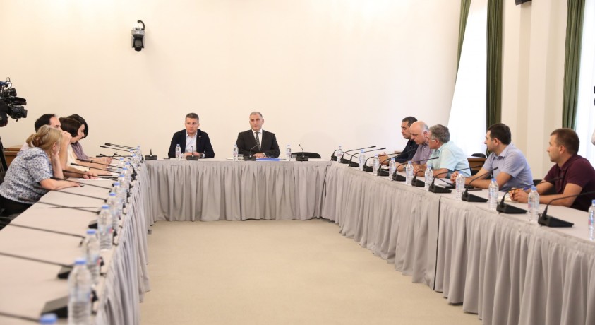 მსჯელობა სახალხო დამცველის არჩევის პროცესზე