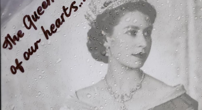 მსოფლიოს ლიდერების სამძიმარი სამეფო ოჯახს