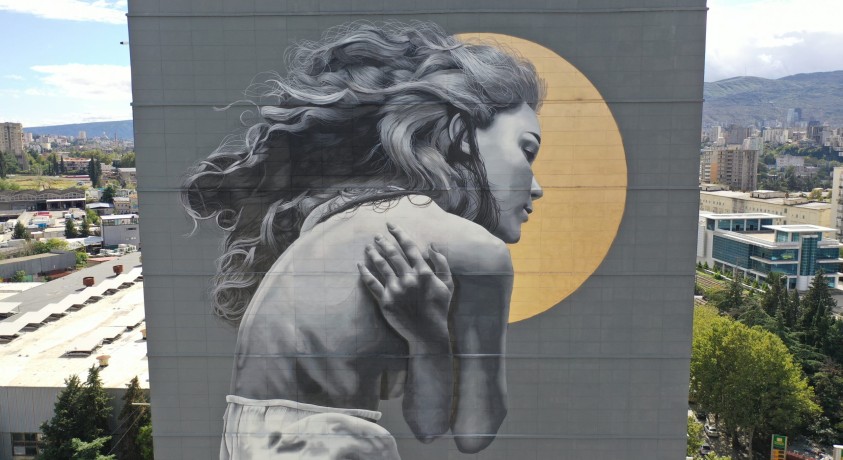 გოგონების საერთაშორისო დღე: რა სირთულეების გადალახვა უწევთ გოგონებს საქართველოში