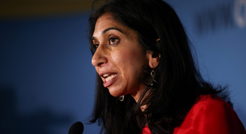 დიდი ბრიტანეთის შს მინისტრმა თანამდებობა დატოვა