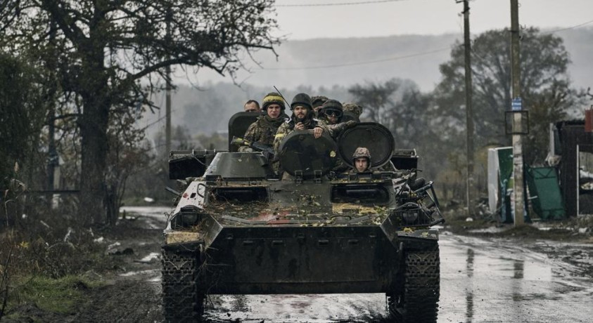 ომი უკრაინაში: ქალაქ ბახმუტს რუსული არმია განუწყვეტლივ უტევს