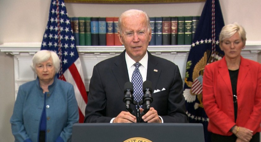 ჯო ბაიდენი ნავთობკომპანიებს ახალ გადასახადებს დაუწესებს