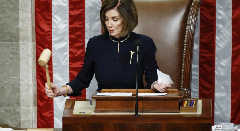 ნენსი პელოსი თანამდებობას ტოვებს