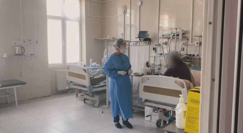 2023 წლიდან ექიმის მინიმალური საათობრივი ანაზღაურება 7, ხოლო ექთნის 4,4 ლარი იქნება