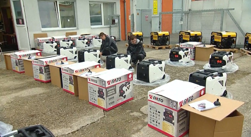 მოხალისეები ჩეხეთიდან და პოლონეთიდან უკრაინაში გენერატორებს აგზავნიან