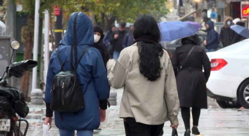 ირანელ ქალებს იმედი აქვთ, რომ „ზნეობის პოლიცია“ ნამდვილად გაუქმდა