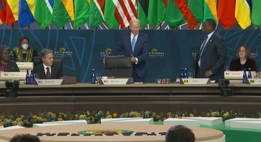 აშშ-ი აფრიკას დამატებით 2 მილიარდი დოლარით დაეხმარება