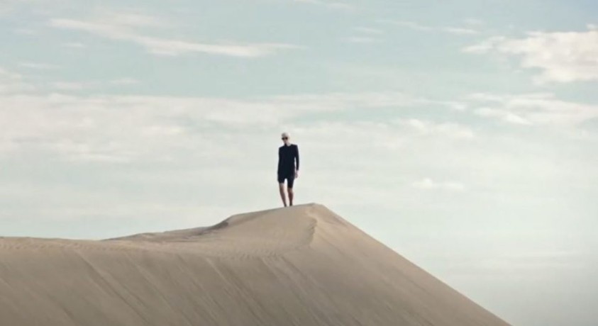 ივ სენ ლორანის ჩვენება მისტიკურ უდაბნოში