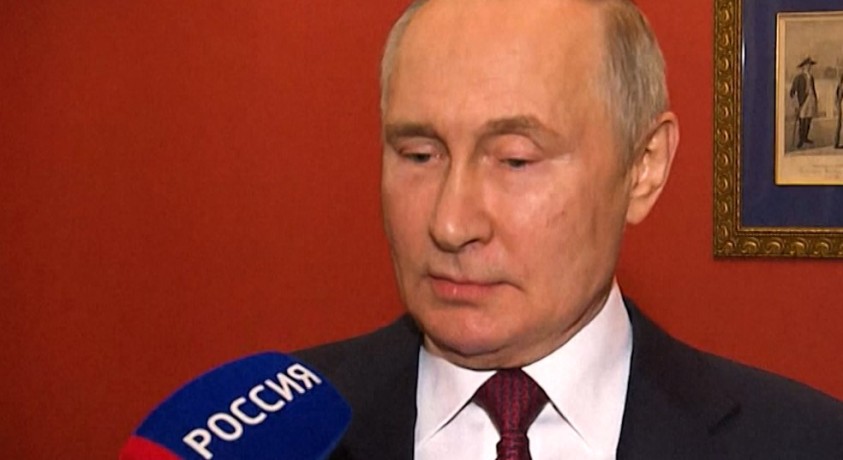 ვლადიმერ პუტინი ამბობს, რომ რუსეთი უკრაინასთან მოლაპარაკებებისთვის მზად არის