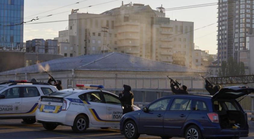 ზელენსკი უკრაინელებს რუსეთის მოსალოდნელი შეტევის შესახებ აფრთხილებს