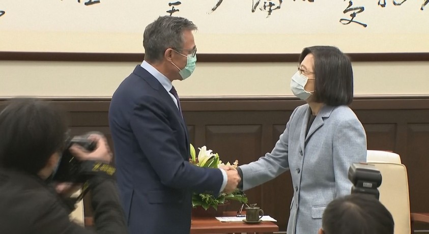 NATO-ს ყოფილი გენერალური მდივანი ტაივანში ჩავიდა